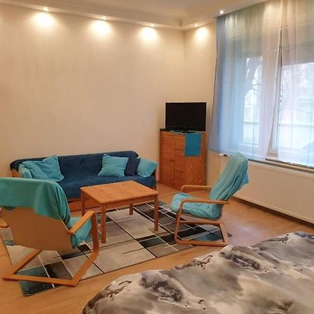 Lara Apartman Budapest Exterior photo